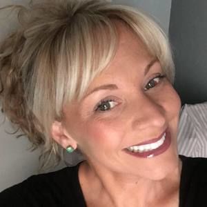 Meet your Posher, Kelli